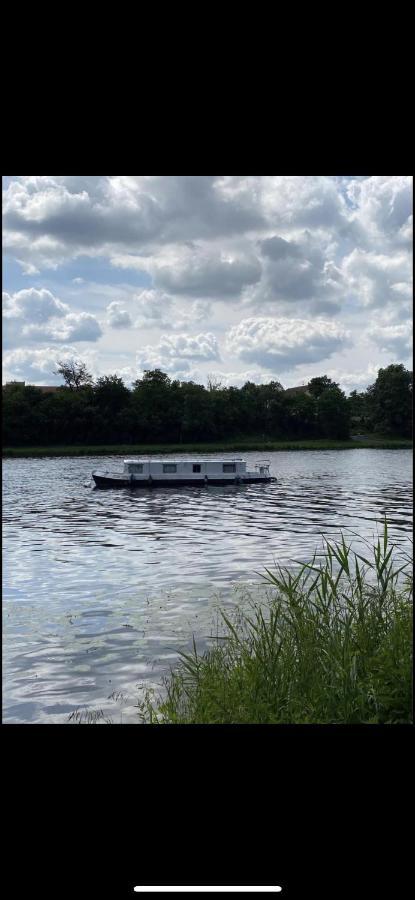 Zouw Hausboat Zakotven -Pouze Ubytovani Roudnice nad Labem Zewnętrze zdjęcie