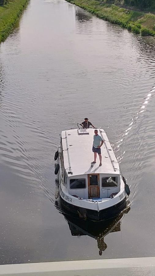 Zouw Hausboat Zakotven -Pouze Ubytovani Roudnice nad Labem Zewnętrze zdjęcie