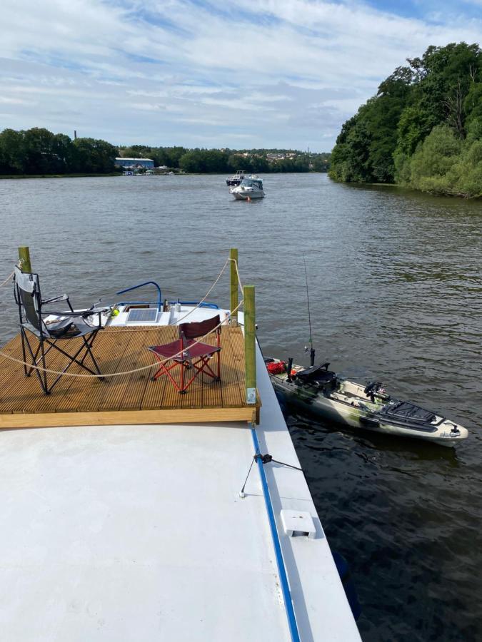 Zouw Hausboat Zakotven -Pouze Ubytovani Roudnice nad Labem Zewnętrze zdjęcie