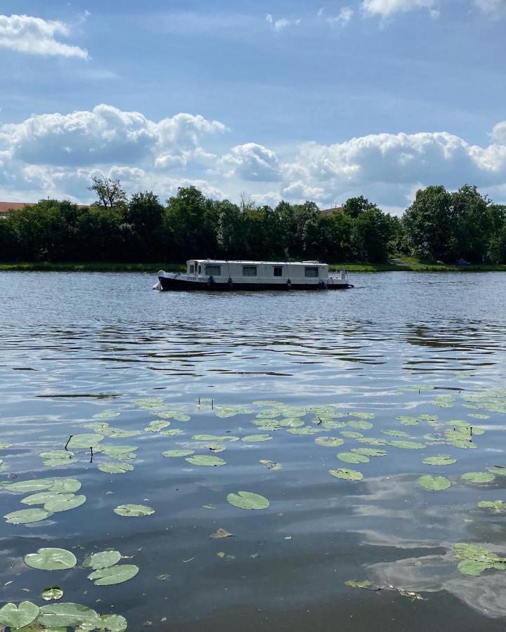 Zouw Hausboat Zakotven -Pouze Ubytovani Roudnice nad Labem Zewnętrze zdjęcie