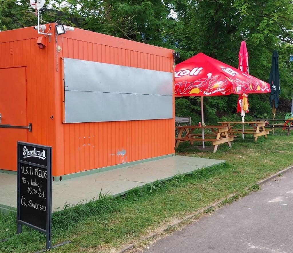 Zouw Hausboat Zakotven -Pouze Ubytovani Roudnice nad Labem Zewnętrze zdjęcie